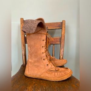 UGG Somaya moccasin boot
